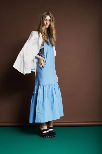 Look 3